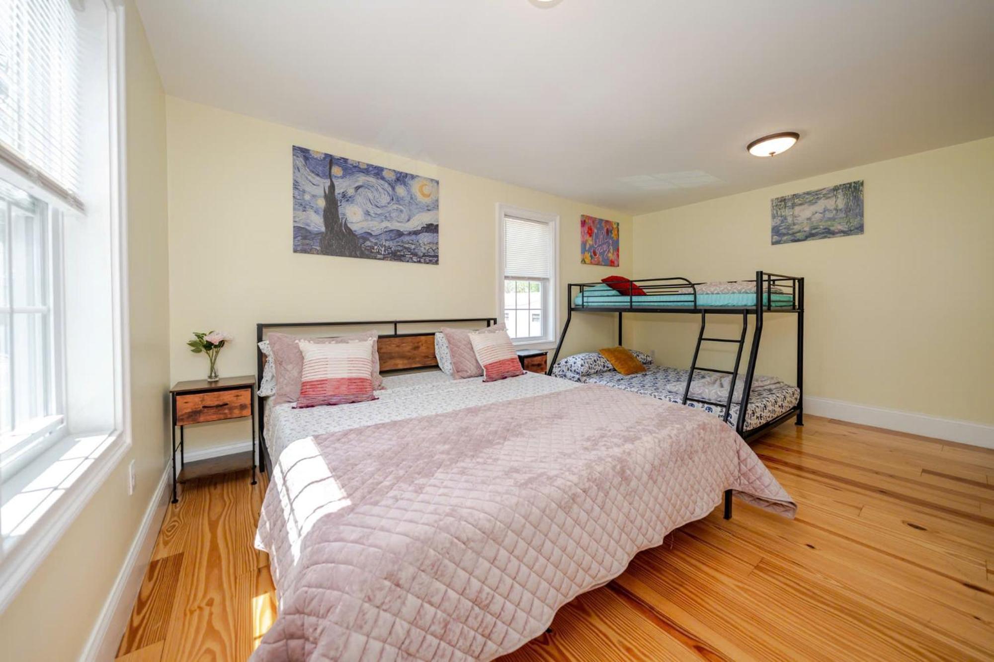 Апартаменти 37 - 3Br Quincy - Cozy Townhouse Near Blue Hills Екстер'єр фото